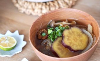 なつめ レシピ 『 さつまいもときのこのお味噌汁 』