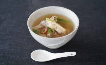 なつめ レシピ 『生姜たっぷり手羽の中華スープ』